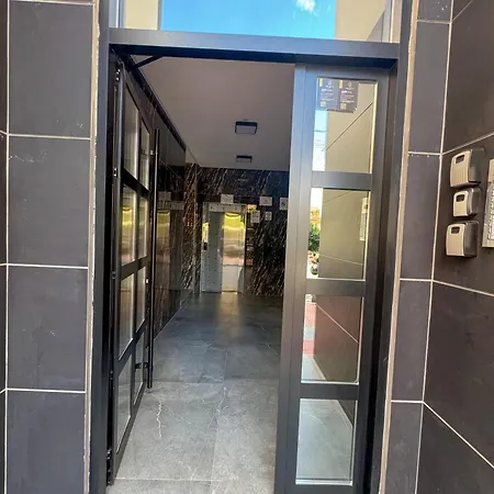 Apartment 999