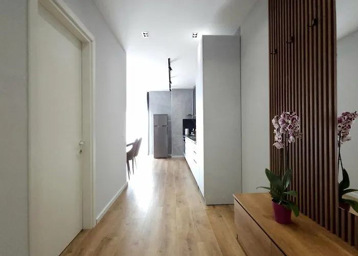 999 Appartamento Tirana